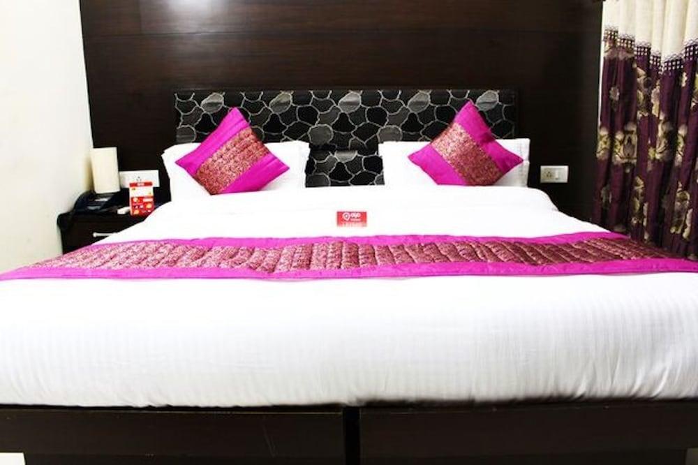 Hotel Unistar New Delhi Luaran gambar