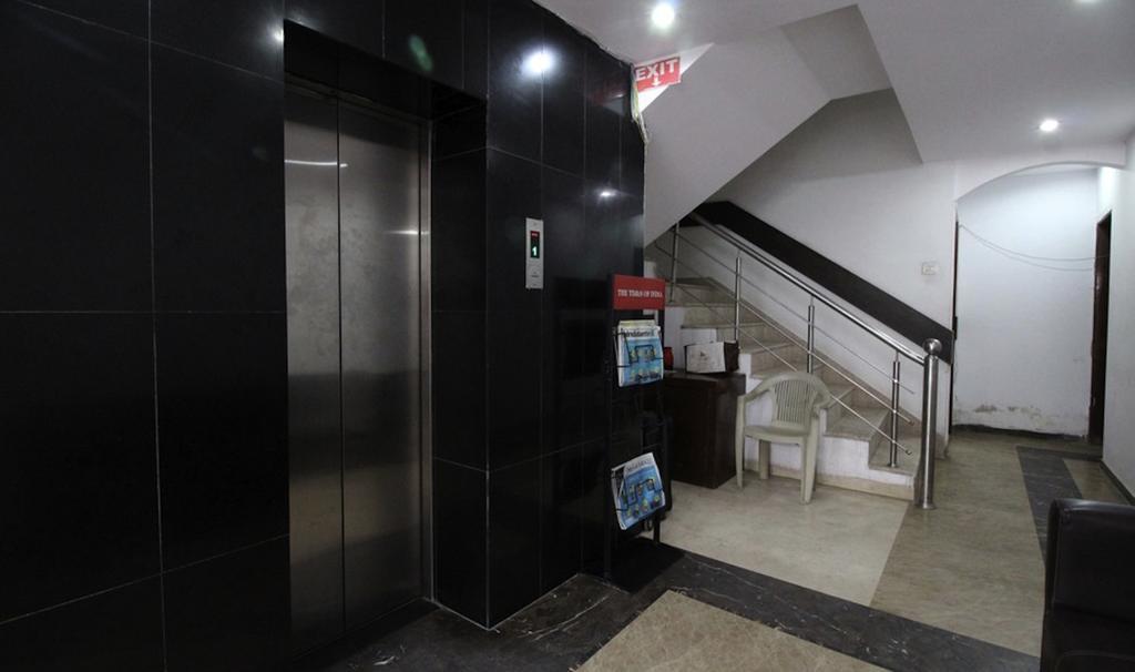 Hotel Unistar New Delhi Luaran gambar