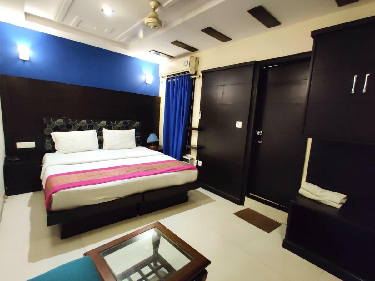 Hotel Unistar New Delhi Luaran gambar